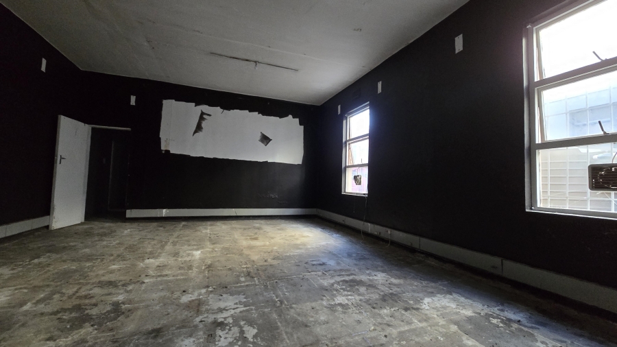 To Let commercial Property for Rent in Salt River Western Cape